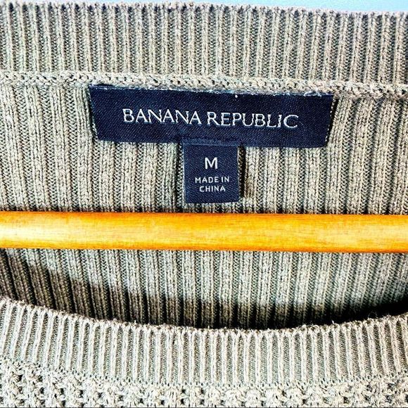 BANANA REPUBLIC Olive Waffle Knit Sweater - Picture 5 of 7